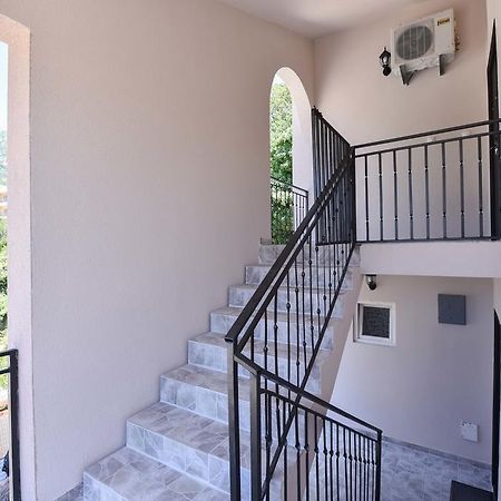 Vila Lucice Petrovac Buitenkant foto