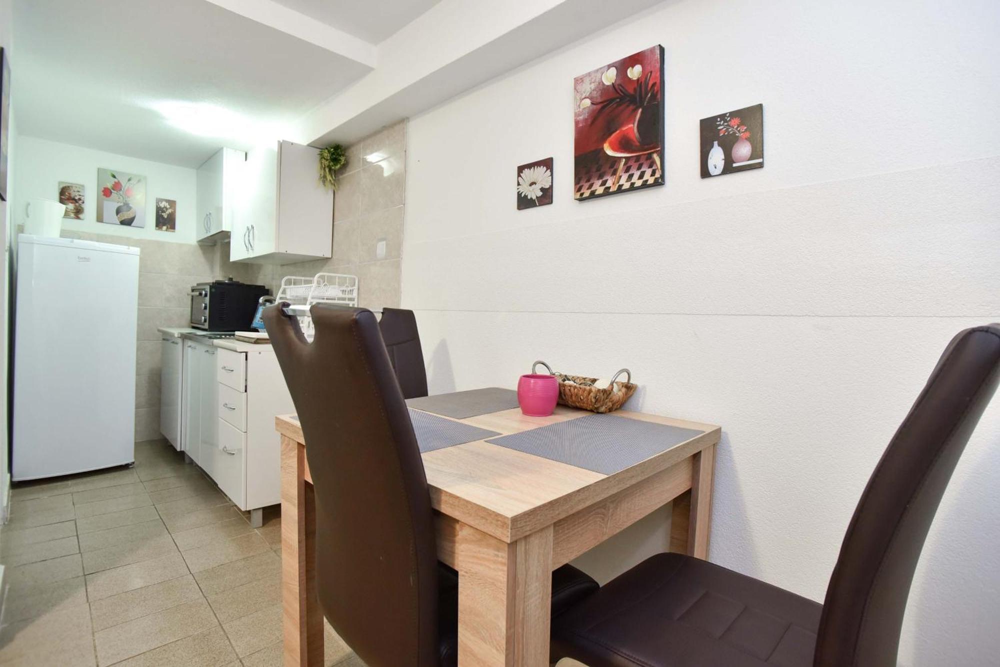 Vila Lucice Petrovac Buitenkant foto