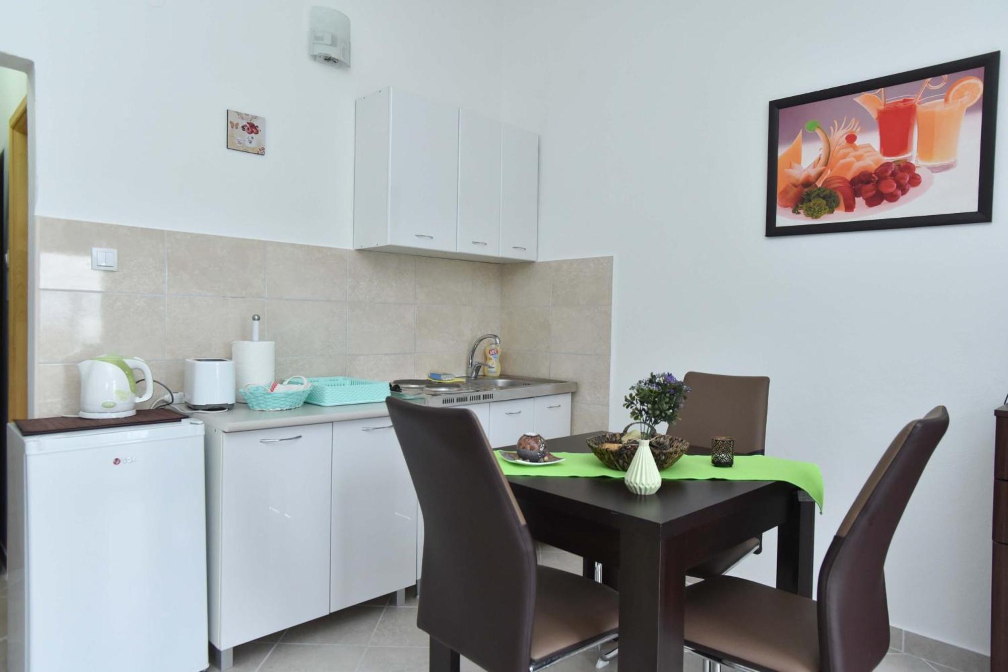 Vila Lucice Petrovac Buitenkant foto