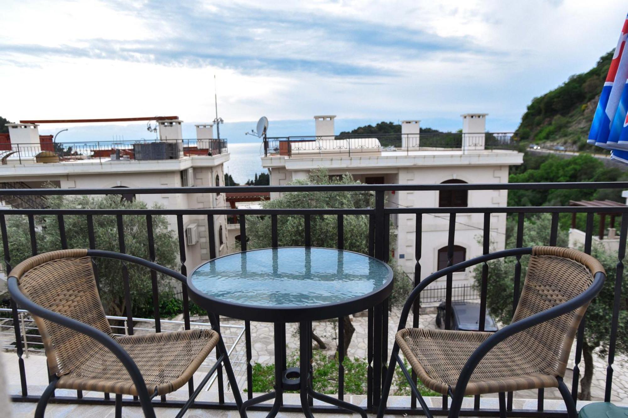 Vila Lucice Petrovac Buitenkant foto
