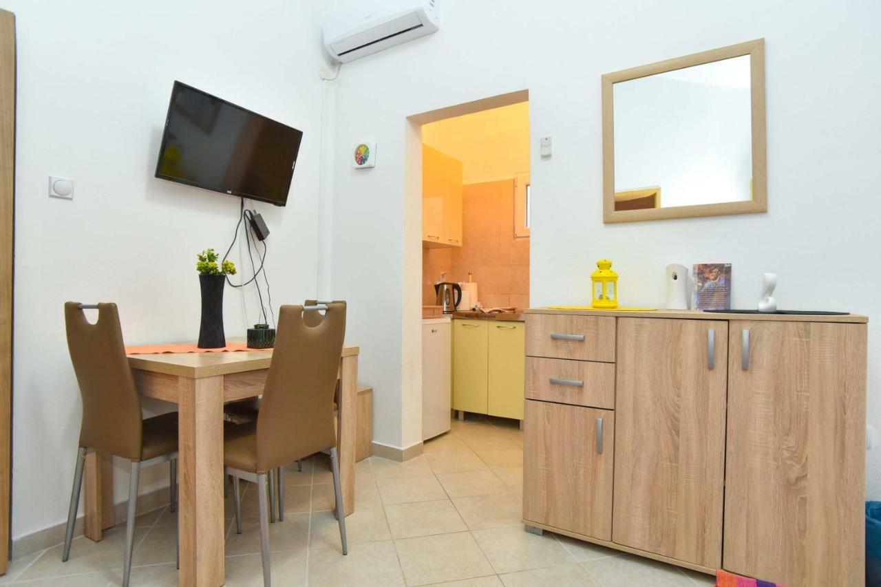 Vila Lucice Petrovac Buitenkant foto